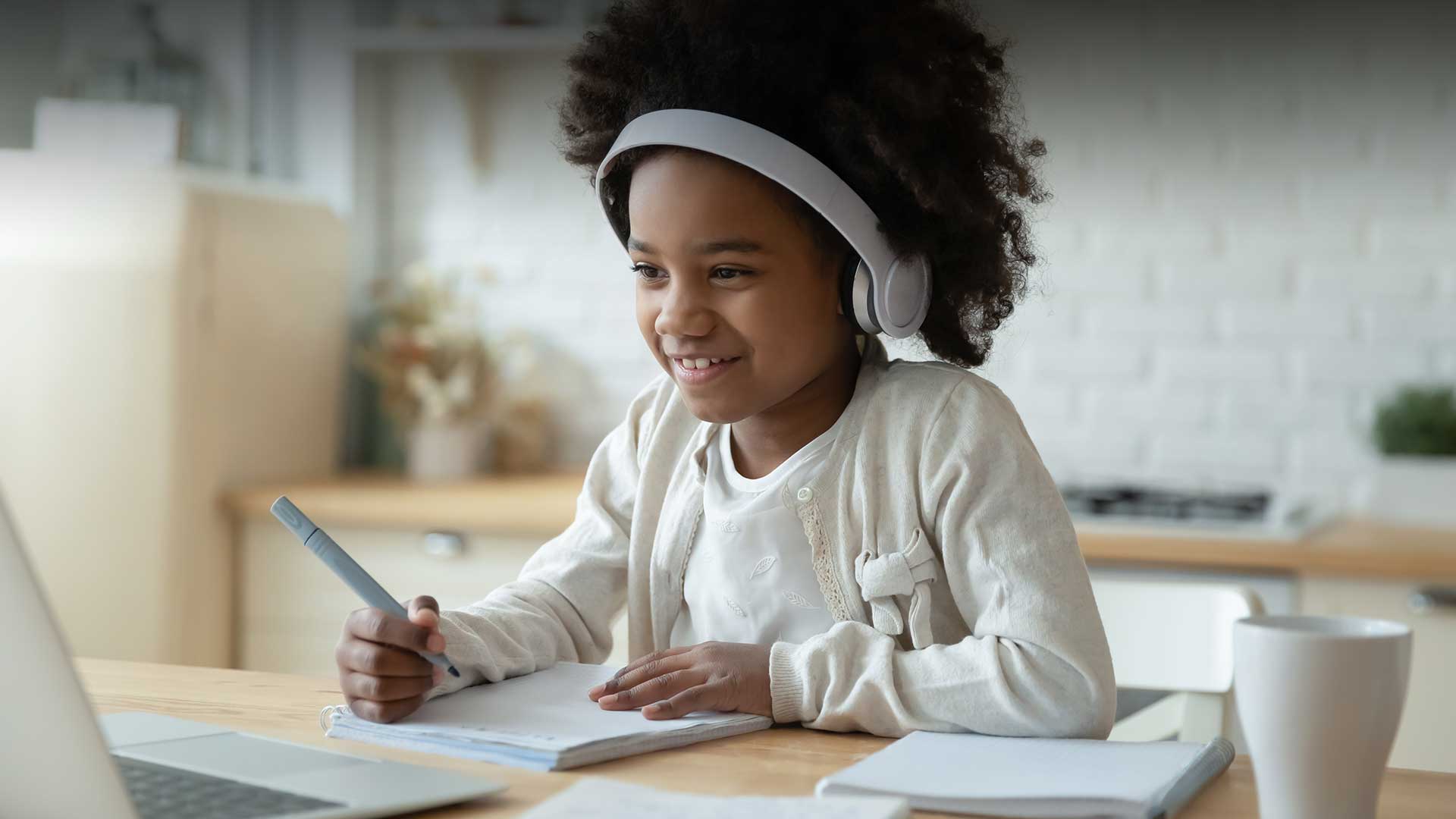 Aulas online: Como superar os maiores desafios do EAD na sua escola?
