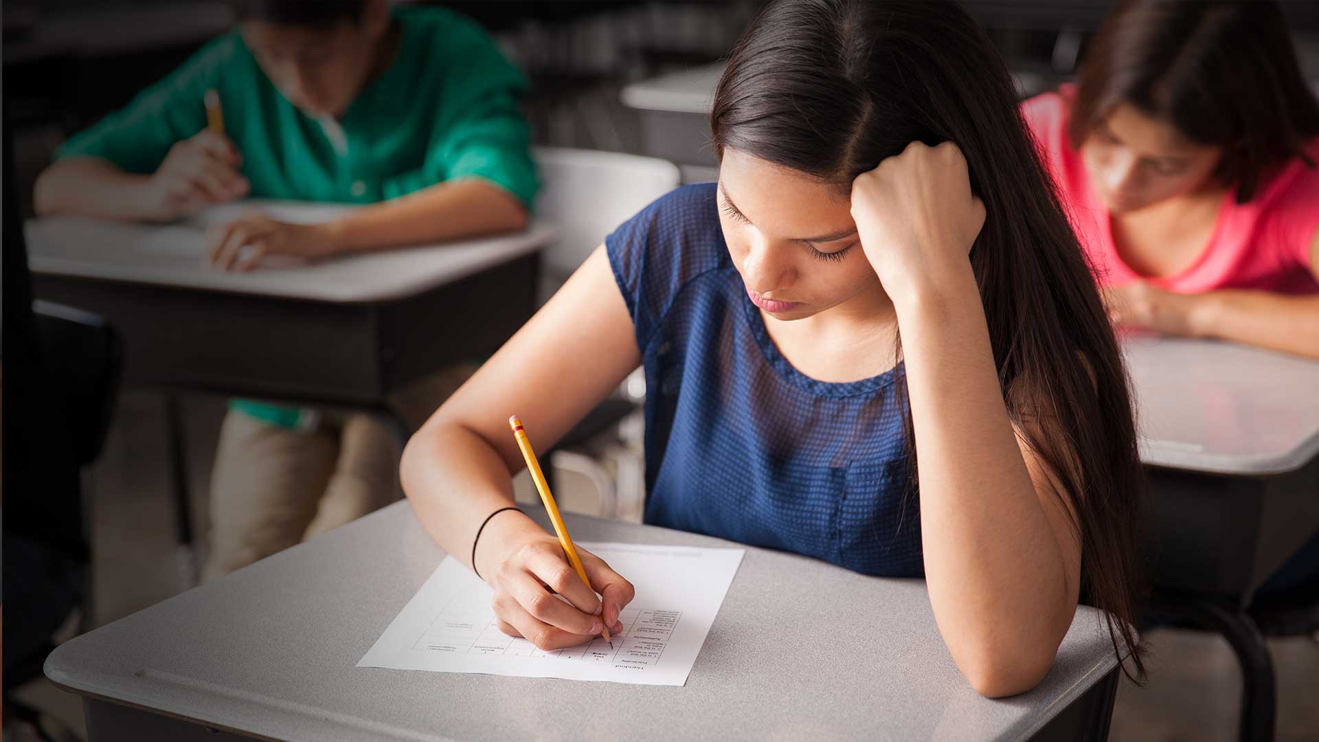 Ansiedade pré-Enem: causas, impactos e estratégias para apoiar seus alunos